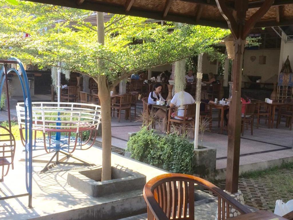 Astina Hotel Lovina Esterno foto